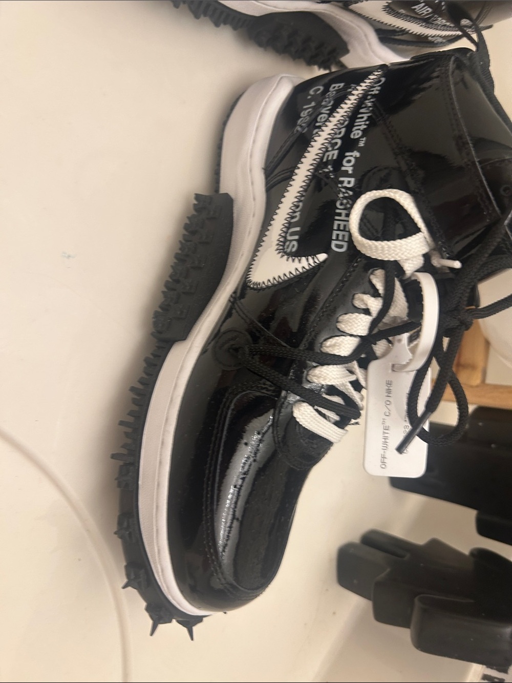 Off-White Kids Black and White Patent Low-Top Sneakers